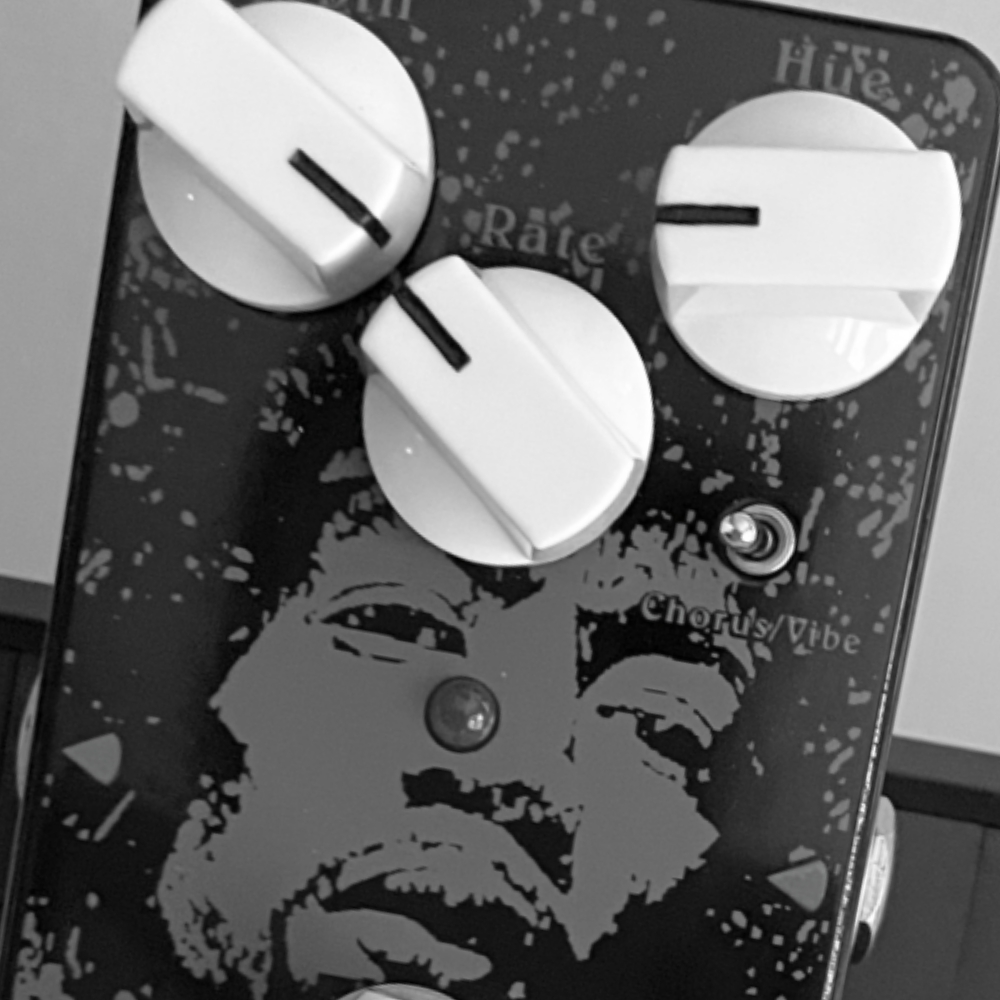 MOEN AMVB Jimi Nova Chorus Vibration Guitar Effect Pedal True Bypass Full Metal
